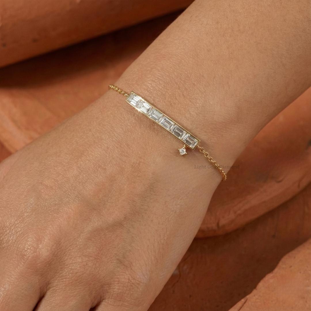 Baguette Cut Lab Grown Diamond Bar Bracelet