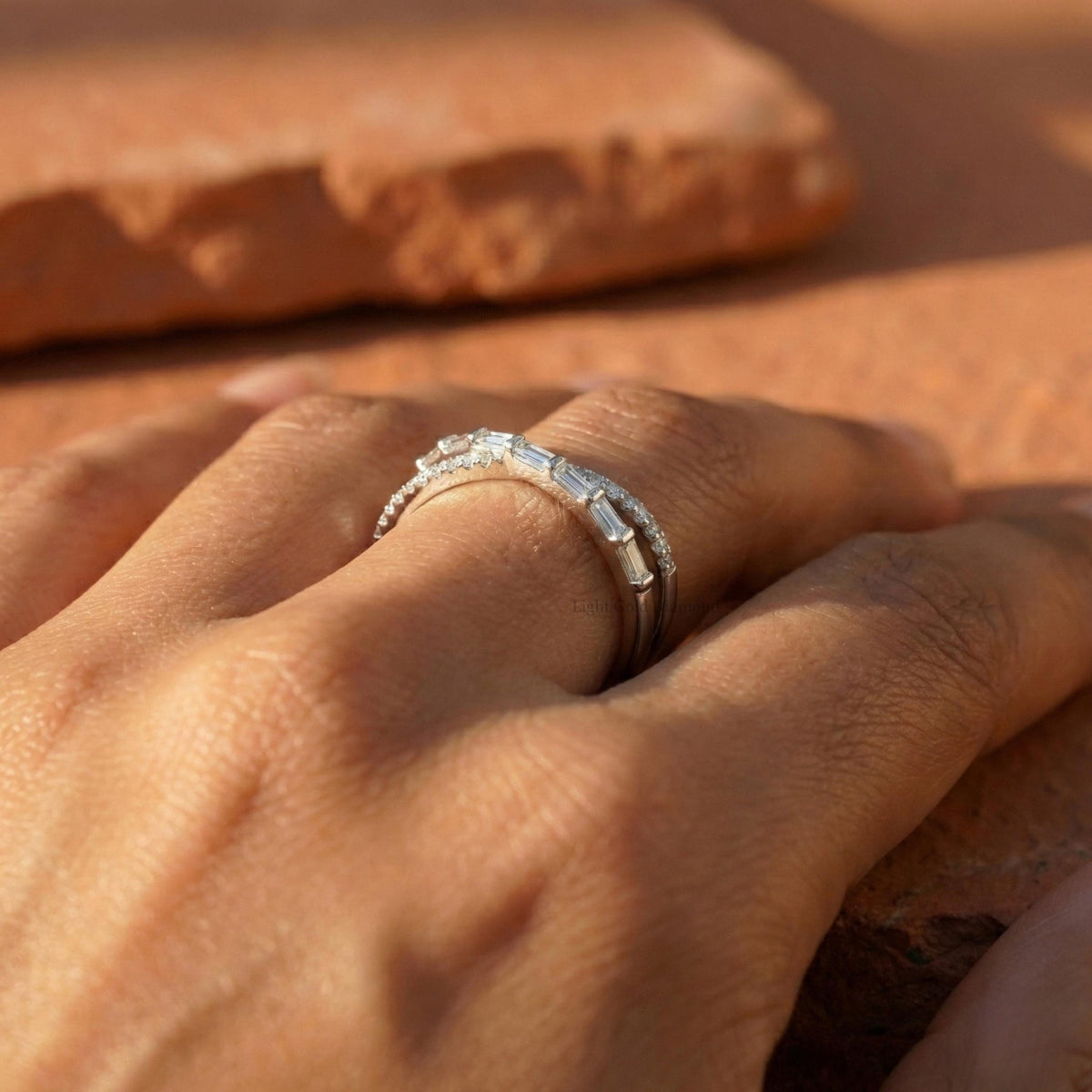 Crossover Round & Baguette Diamond Wedding Ring