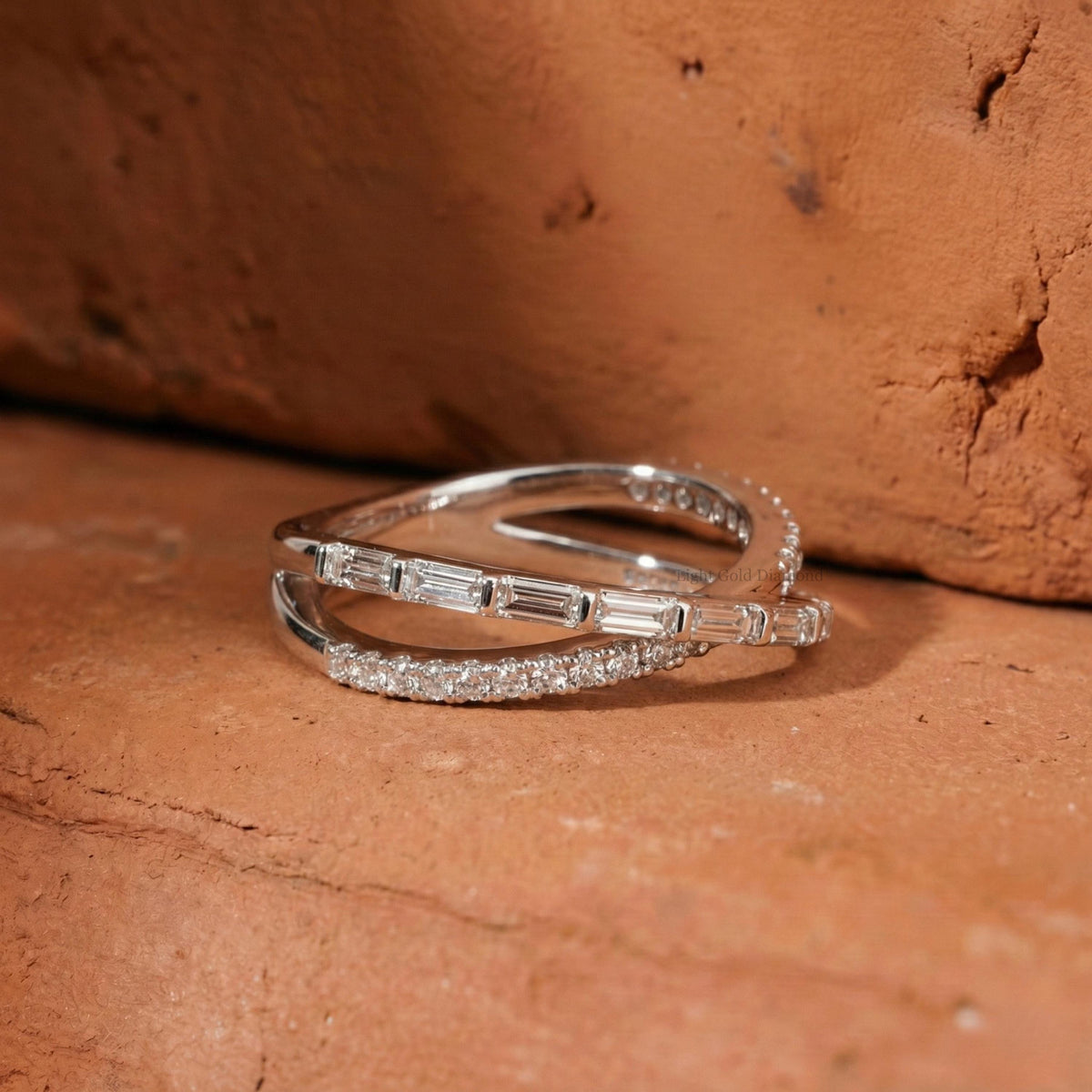 Crossover Round & Baguette Diamond Wedding Ring