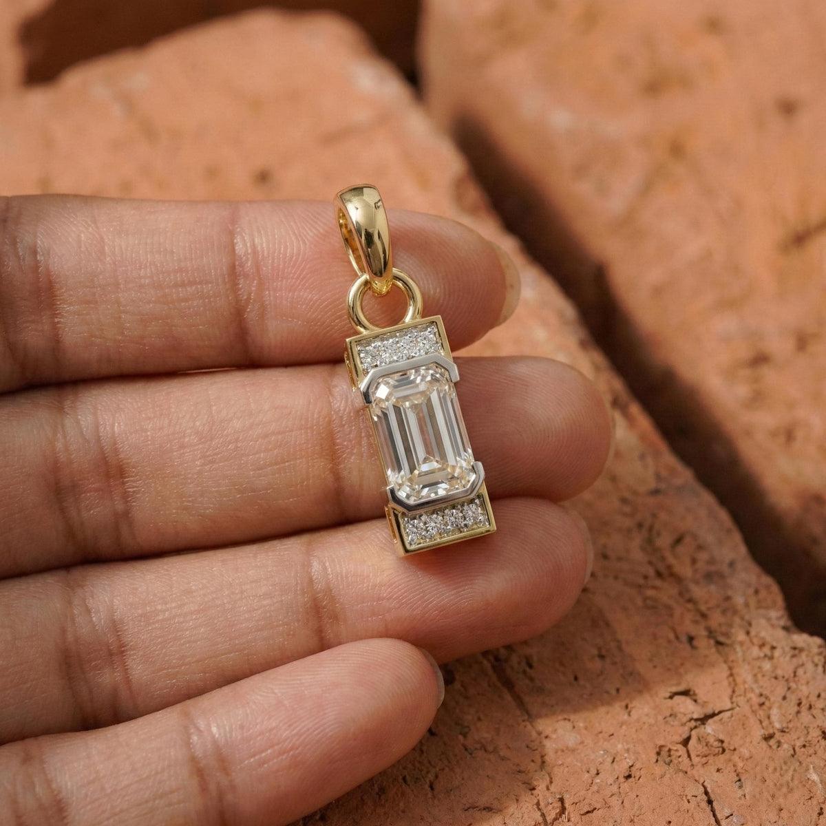 Emerald Diamond Pendant Necklace