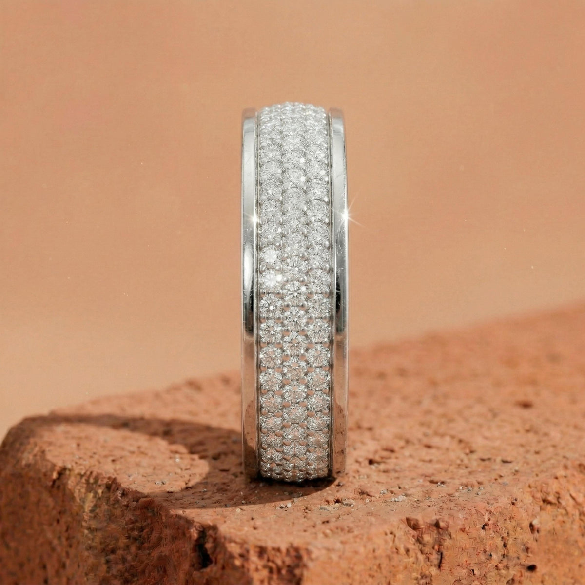 Lab-grown diamond Men's wedding band