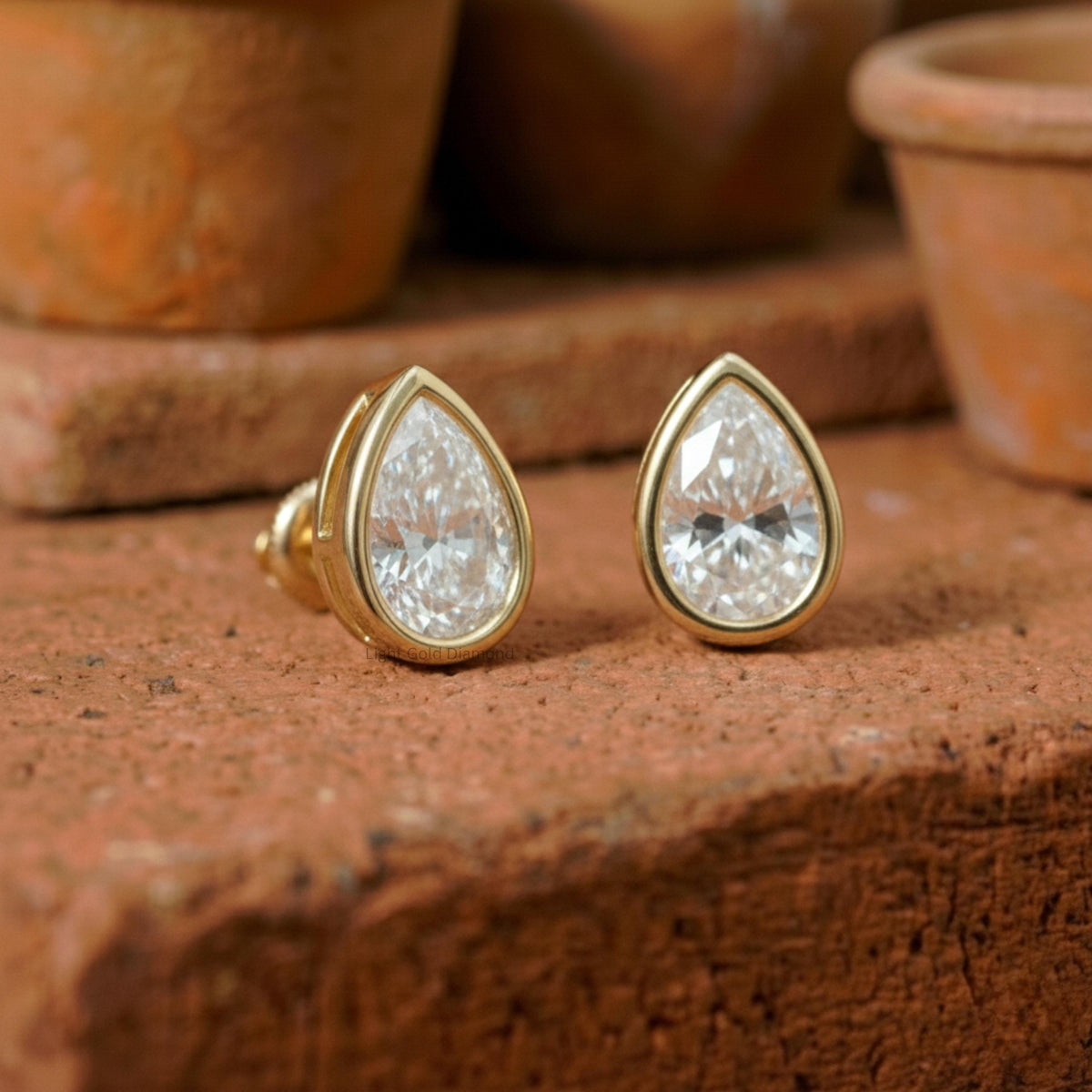 Pear Diamond Solitaire Stud Earring