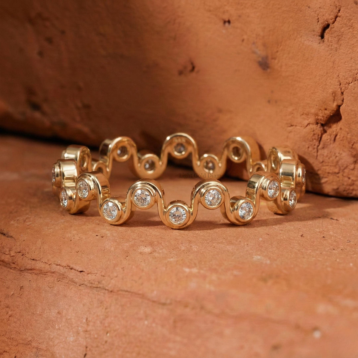 Round Cut Lab Grown Diamond Wavy Band