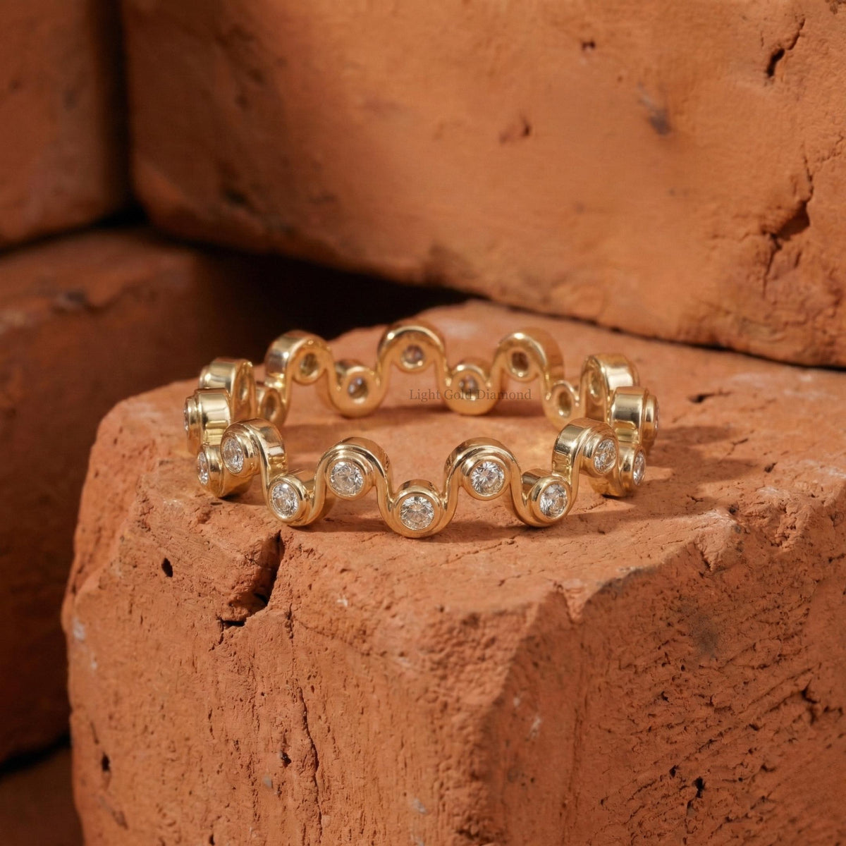 Round Cut Lab Grown Diamond Wavy Band