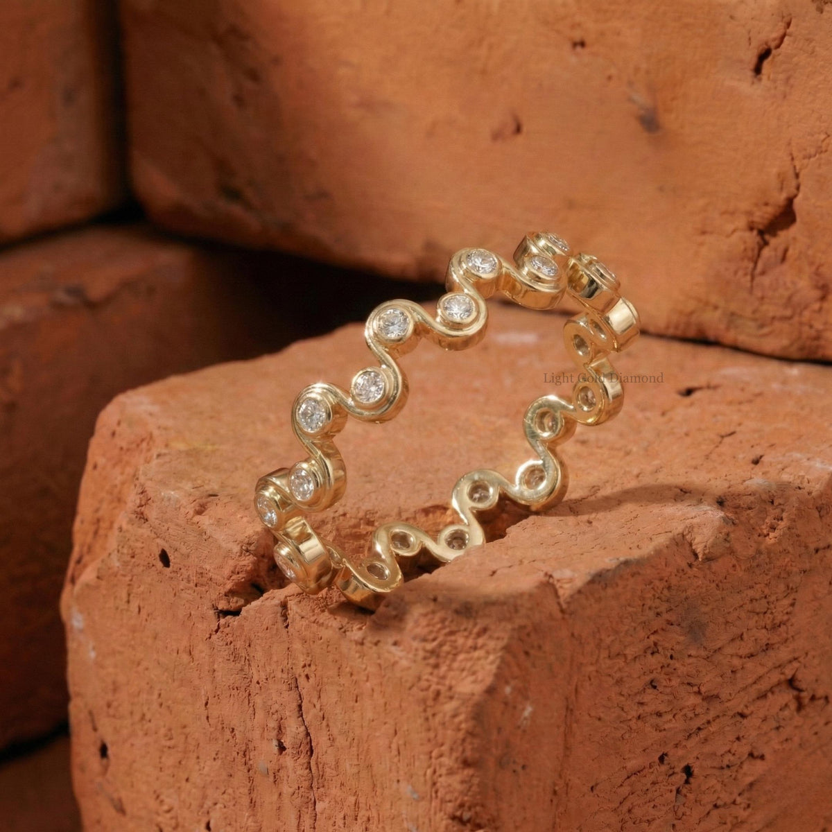 Round Cut Lab Grown Diamond Wavy Band