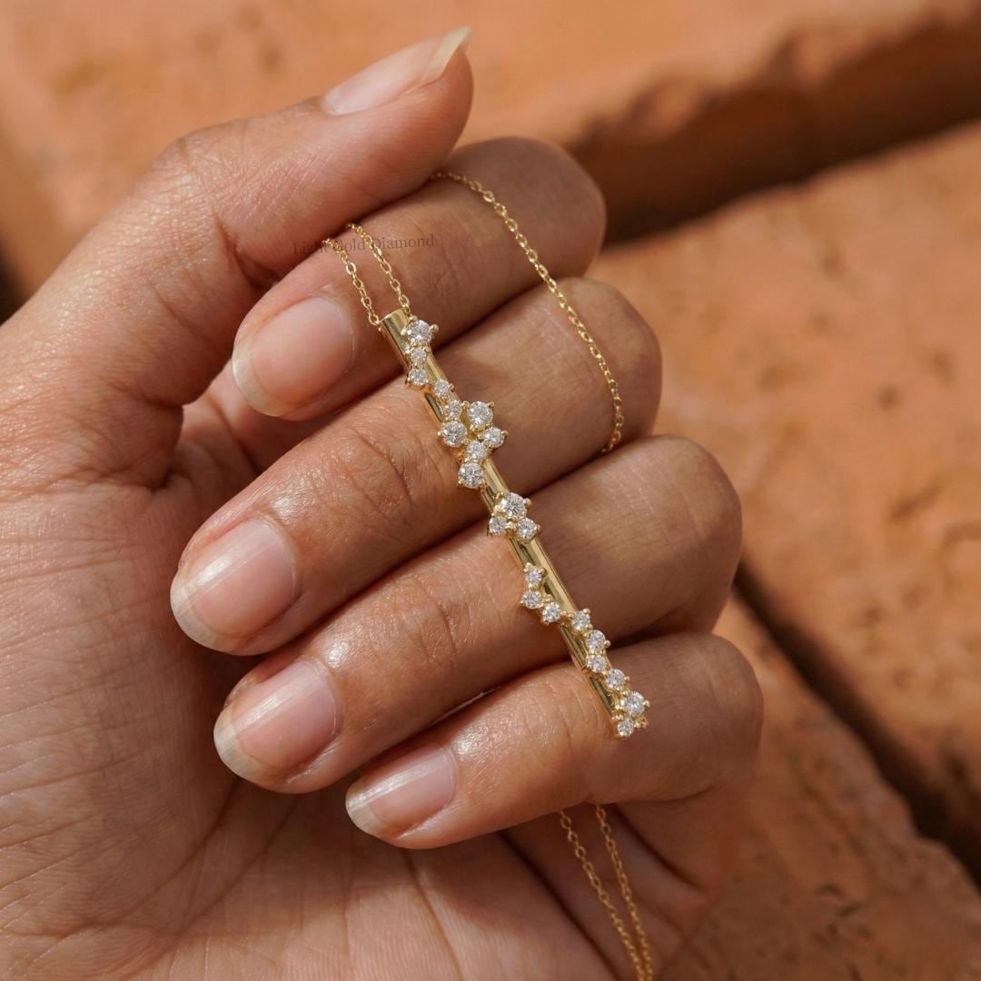 Round Diamond Gold Bar Necklace
