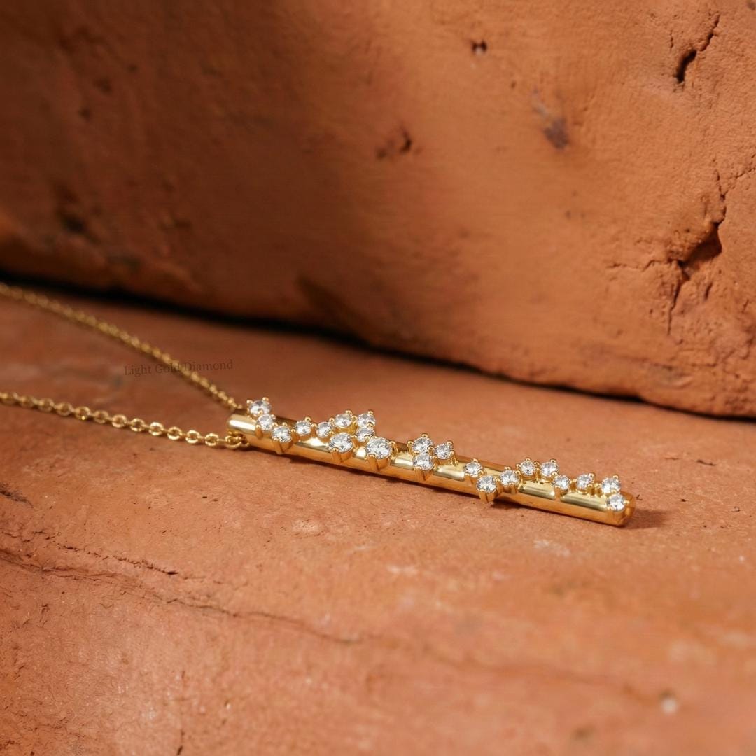 Round Diamond Gold Bar Necklace