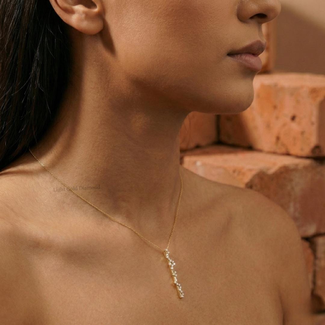 Round Diamond Gold Bar Necklace