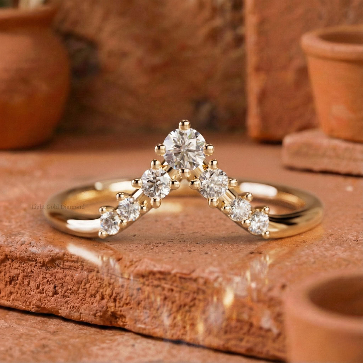Round Lab Diamond Chevron Band