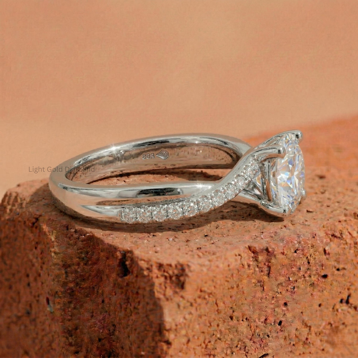 Round Lab Grown Diamond Engagement Ring in Split Shank