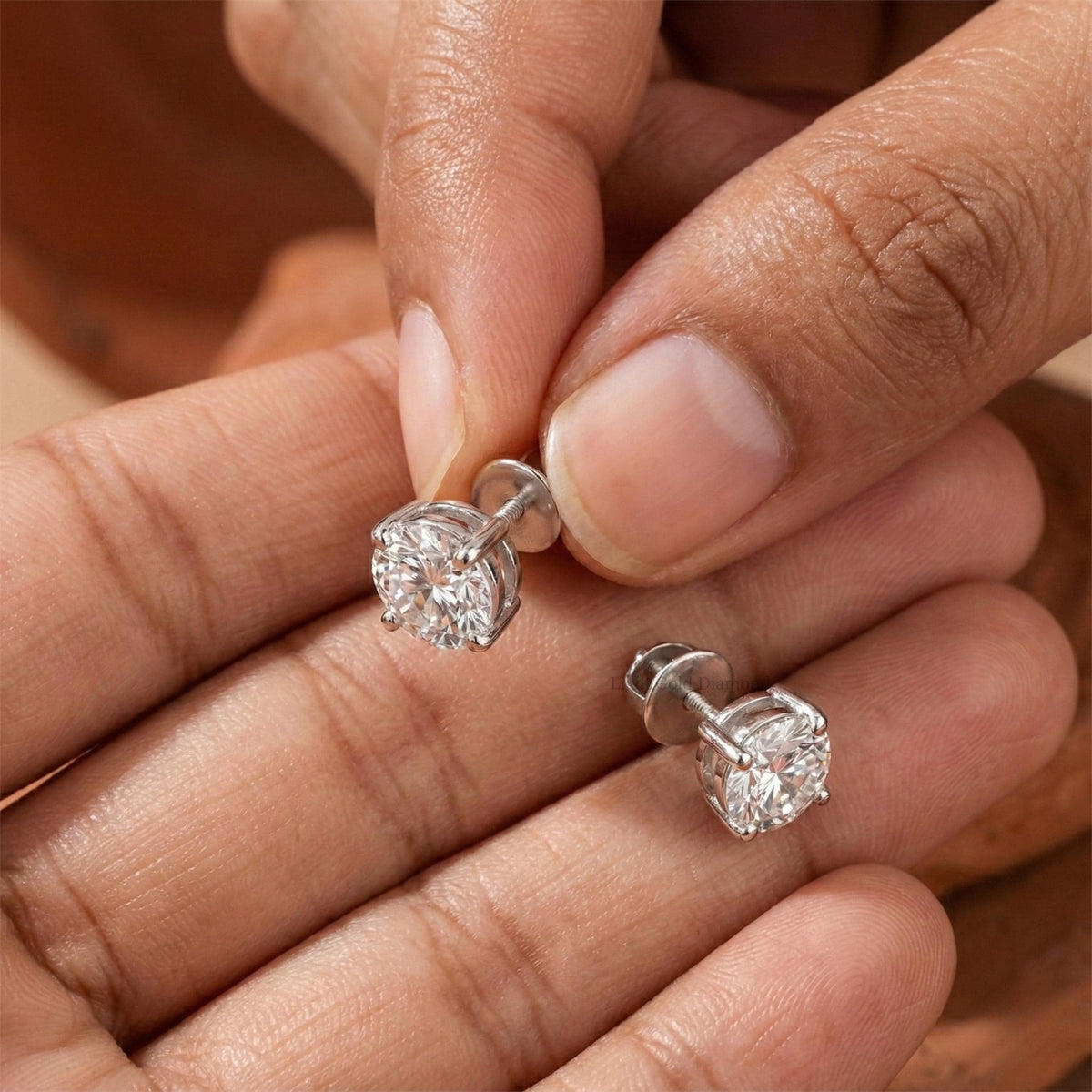 Lab Grown Round Diamond Stud Earrings