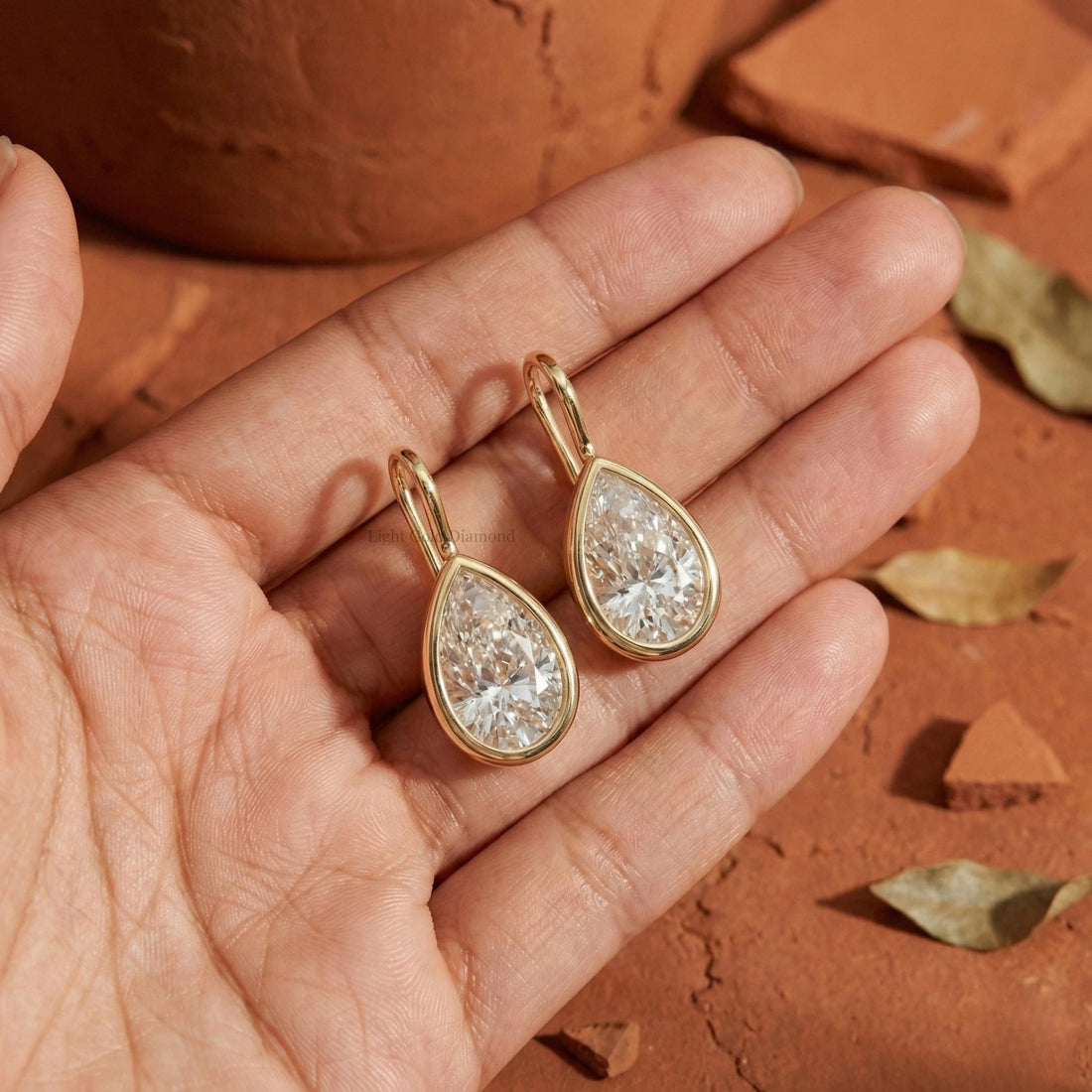 Pear Cut Lab Grown Diamond Dangle Earring For Wedding Gift