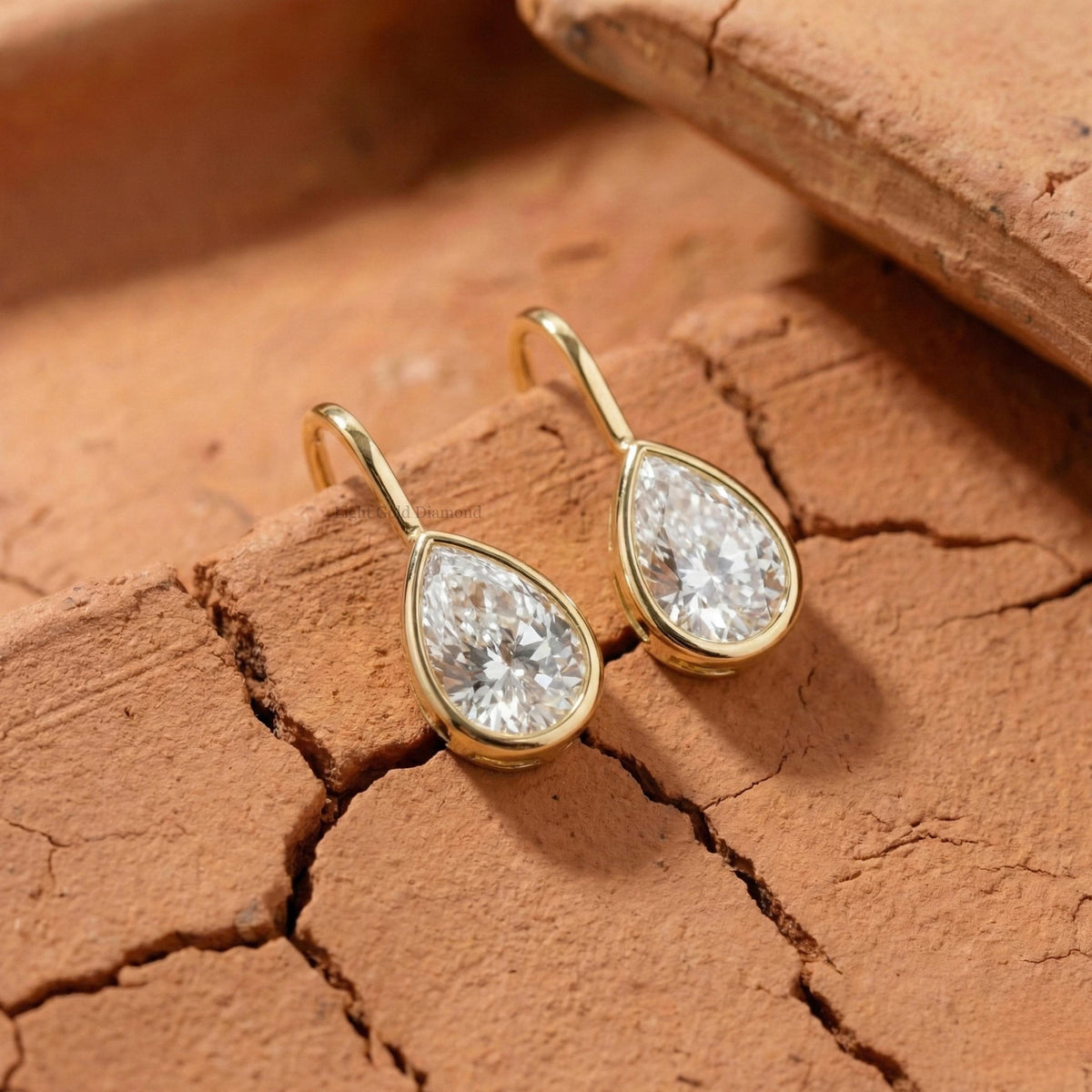 Pear Cut Lab Grown Diamond Dangle Earring For Wedding Gift