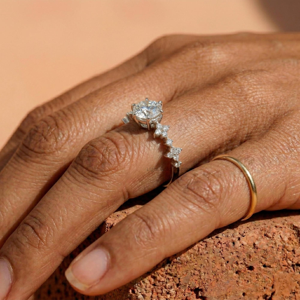 Lab Grown Round Cut Diamond Cluster Ring