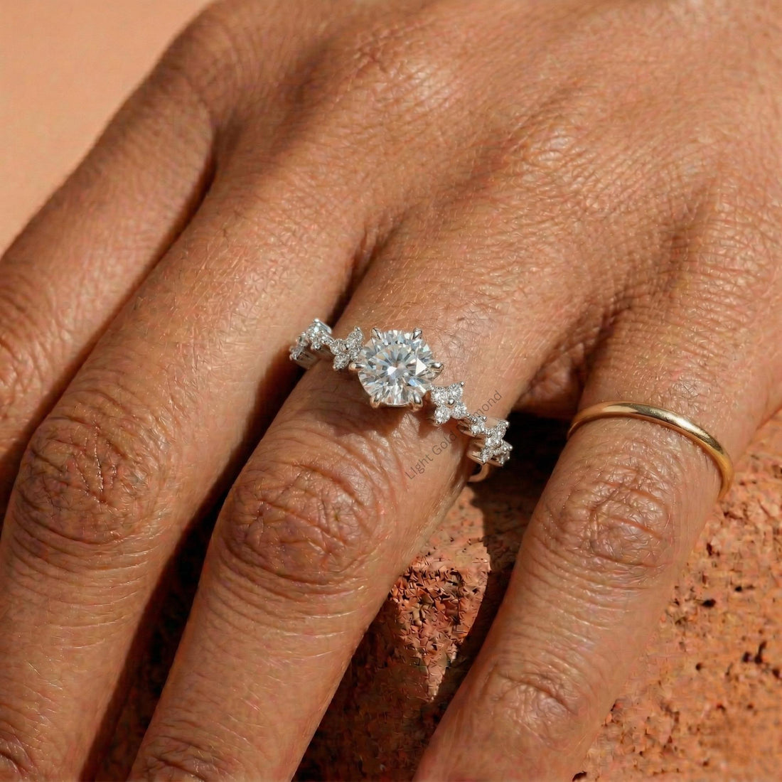 Lab Grown Round Cut Diamond Cluster Ring