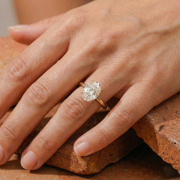 IGI-certified Oval lab-grown diamond solitaire ring