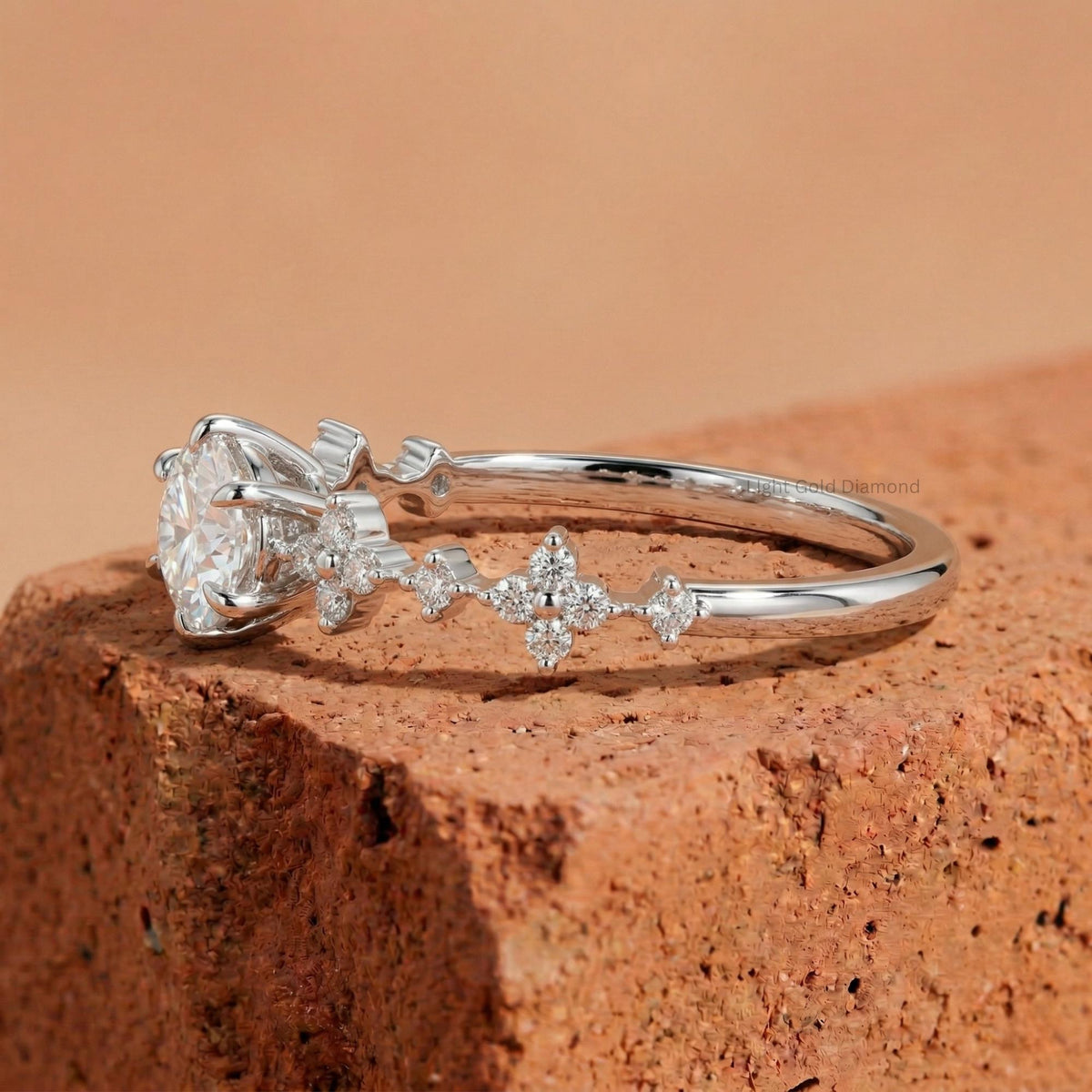 Lab Grown Round Cut Diamond Cluster Ring