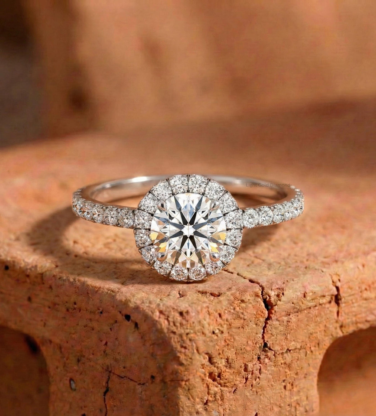 Lab Grown Round Diamond Halo Engagement Ring