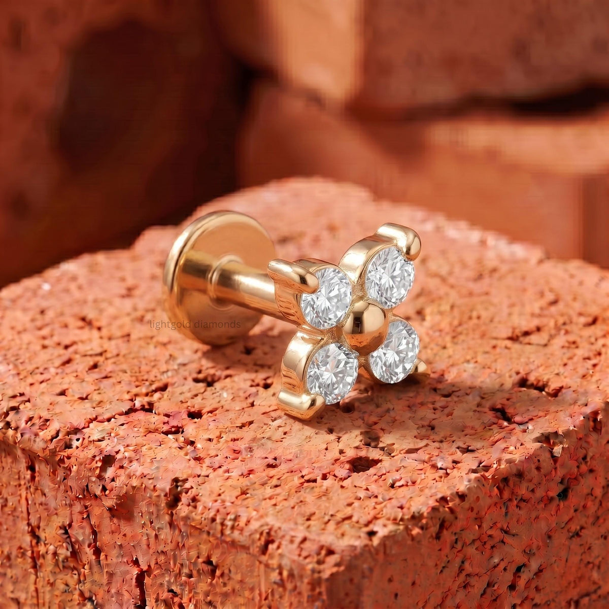 Round Cut Diamond Clover Helix Studs